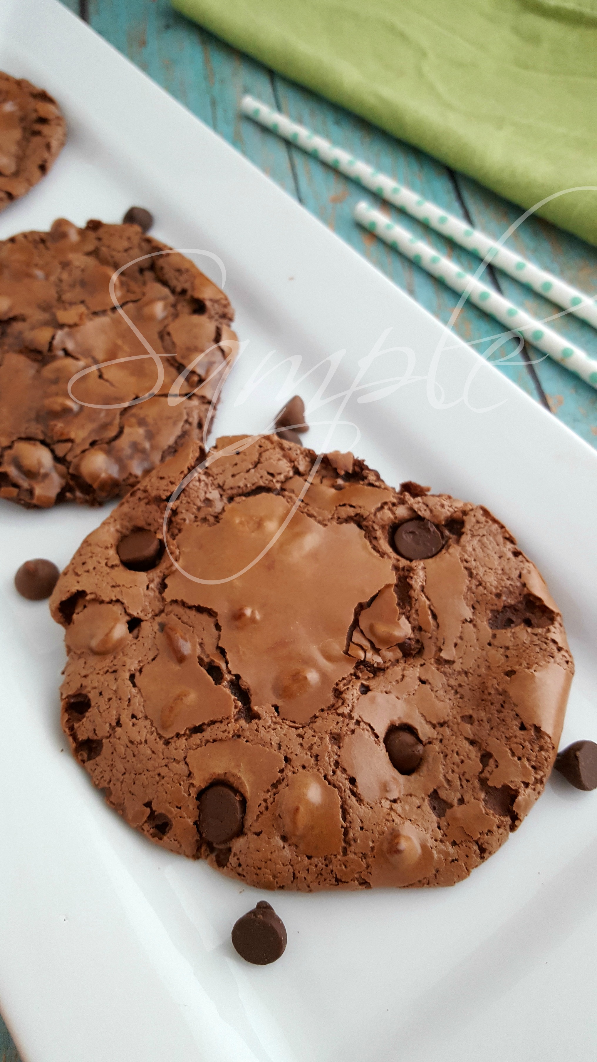 Flourless Double Chocolate Fudgy Cookies 4