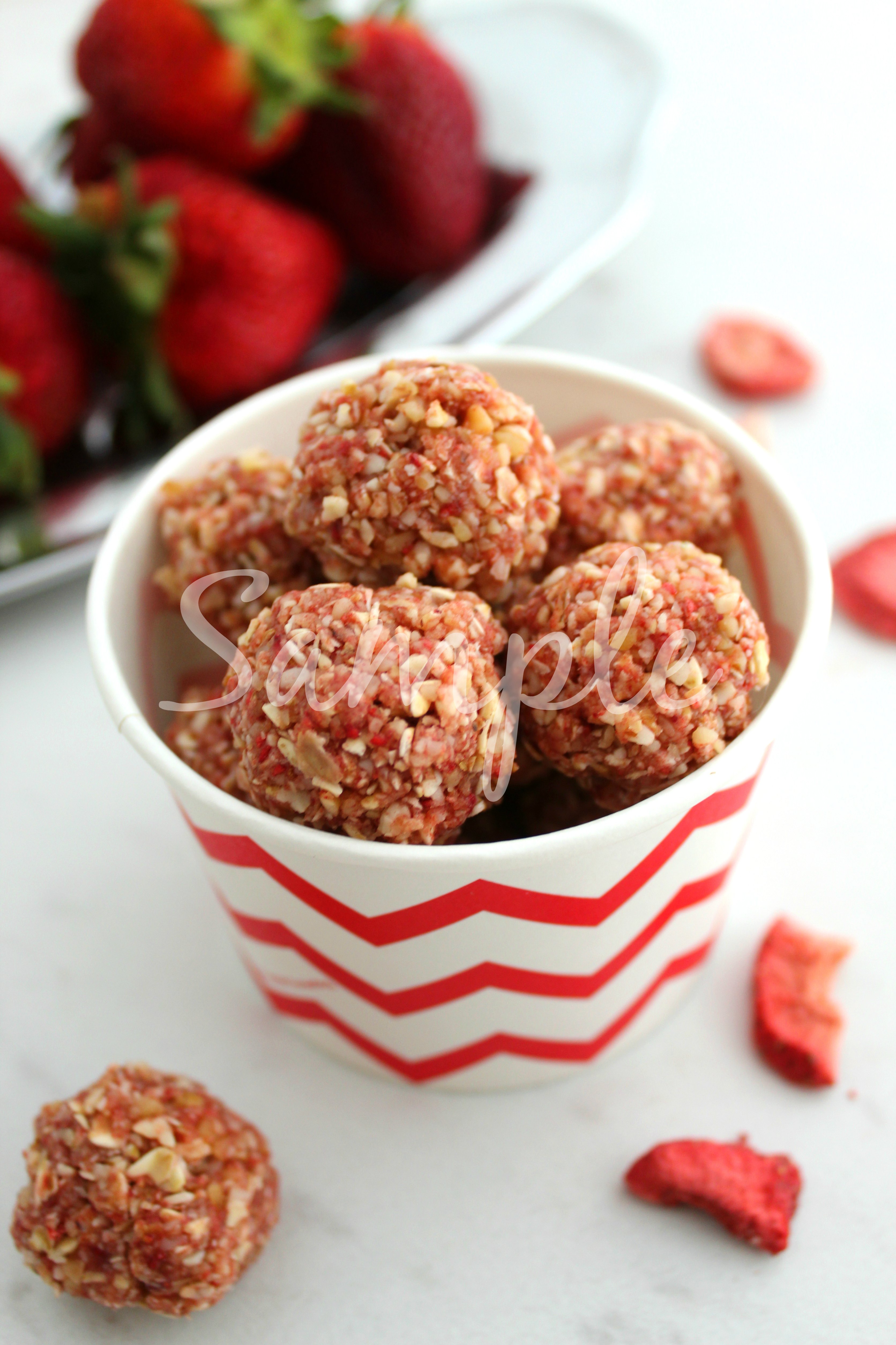 Healthy Strawberry Shortcake Bites (GF, Vegan) 2