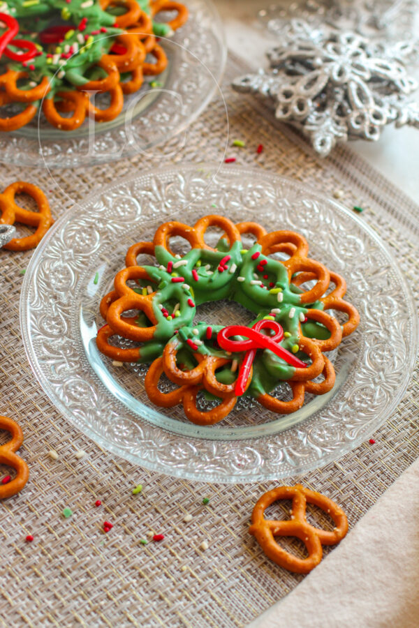 Christmas Wreath Pretzel Treats - Set 3 of 4